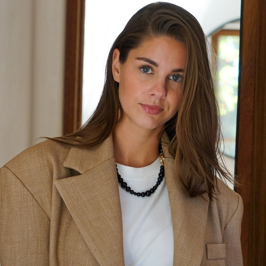 The Healing and Symbolic Meaning Behind a Black Onyx Necklace