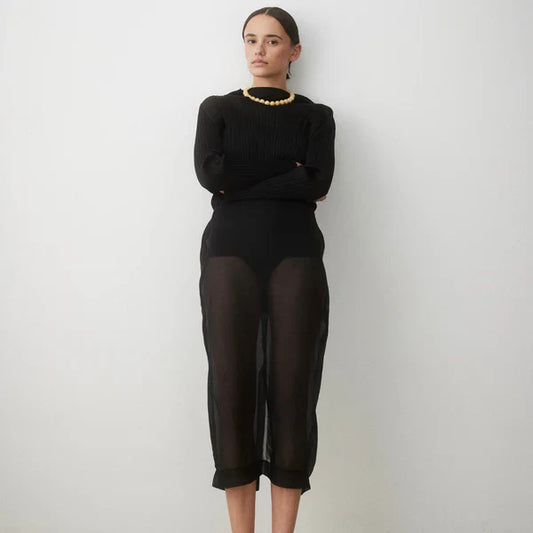 Why a Jade Stone Necklace Is the Must-Have Accessory Right Now