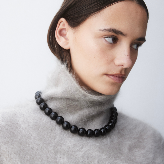 black onyx necklace gold