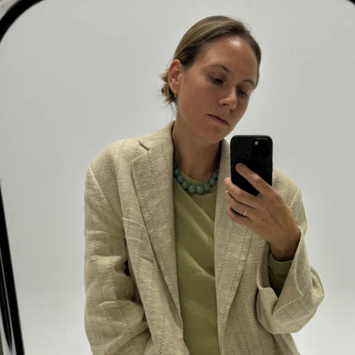 The Digital Detox Essential: How Green Aventurine Necklaces Buffer 2026’s "Social Static"