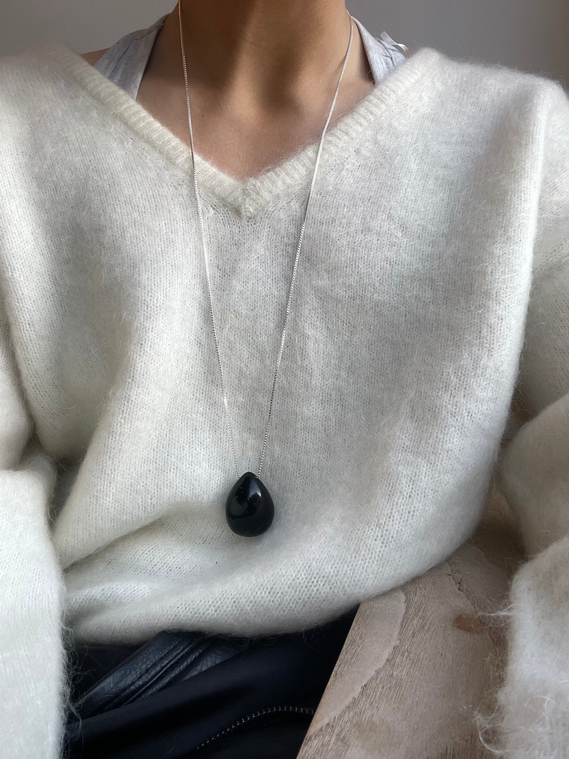 Lumi Pendant Necklace Obsidian Gold Stellar Whispers